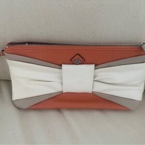 Elegant Orange and Cream Women's Clutch
Good condition